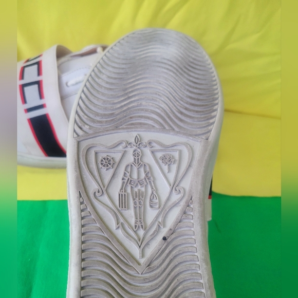 GUCCI ACE LEATHER LOGO STRIPES SNEAKER MEN'S - Picture 6 of 15